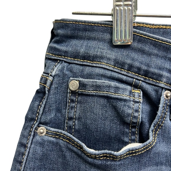 Denizen from Levi's Deep Blue Jean Shorts - Picture 3 of 8